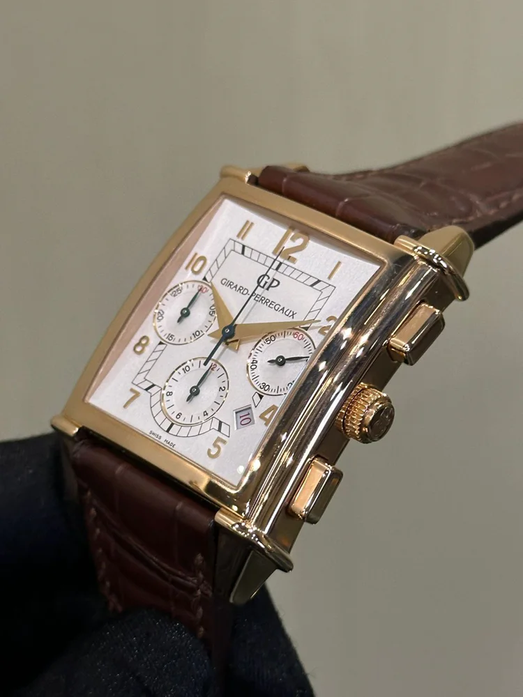 Girard Perregaux Vintage 1945 25840